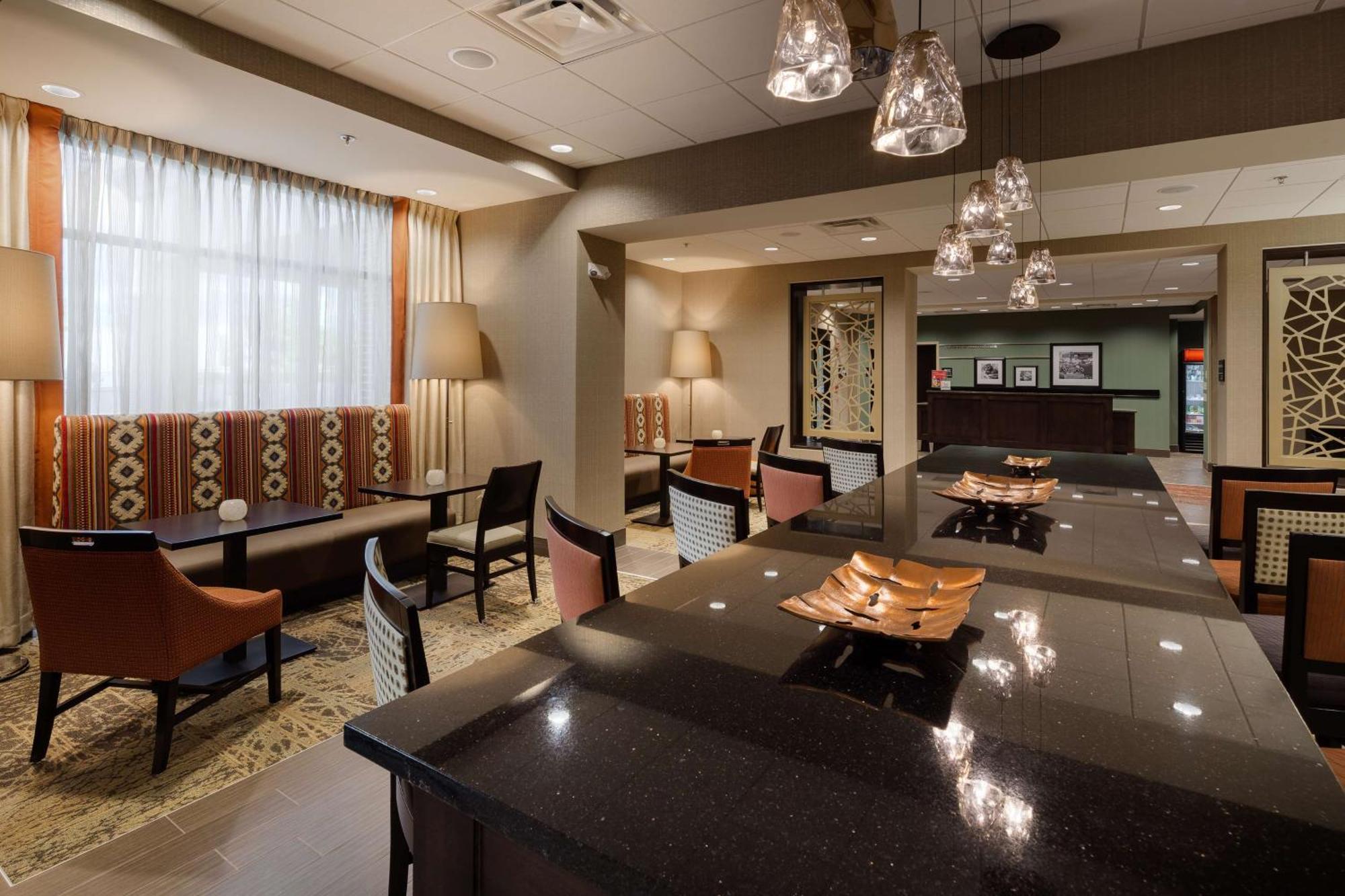 Hotel Hampton Inn Morristown, I-81, Tn 3*